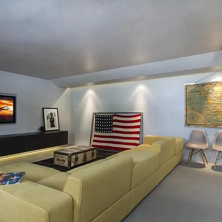 Camilla Villa Stresa