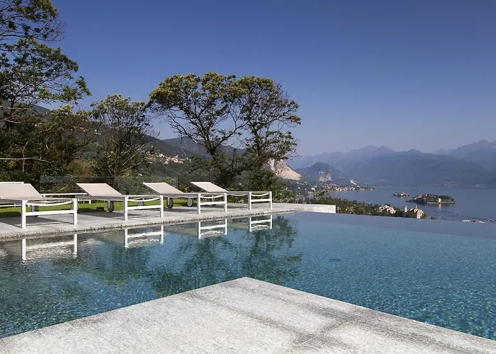 Willa Camilla Stresa